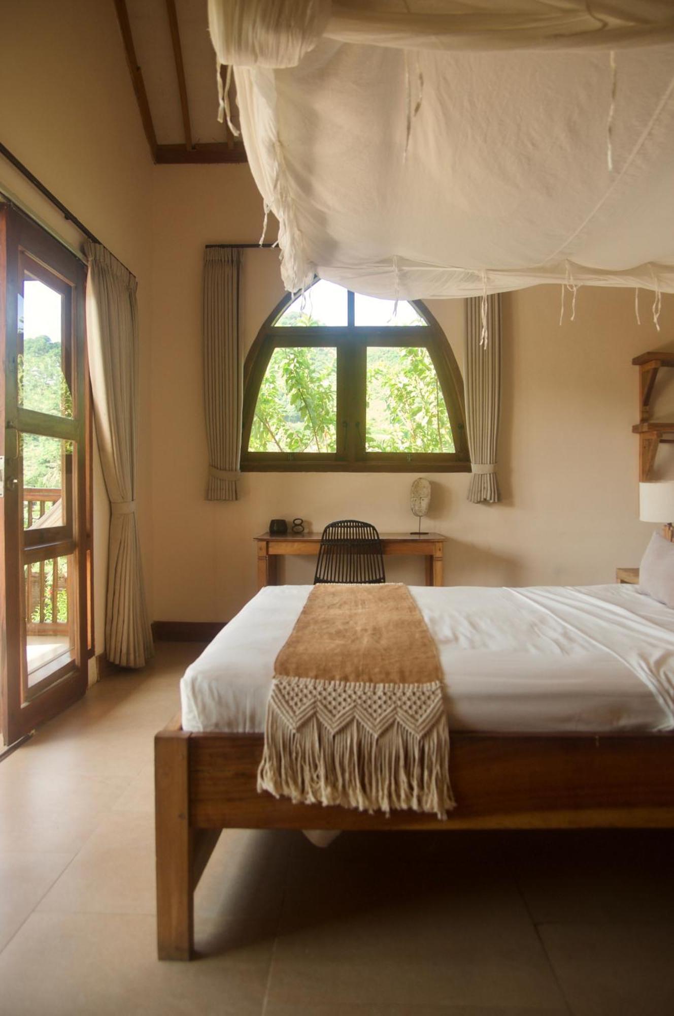 Owa Lodge Areguling Kuta  Rum bild