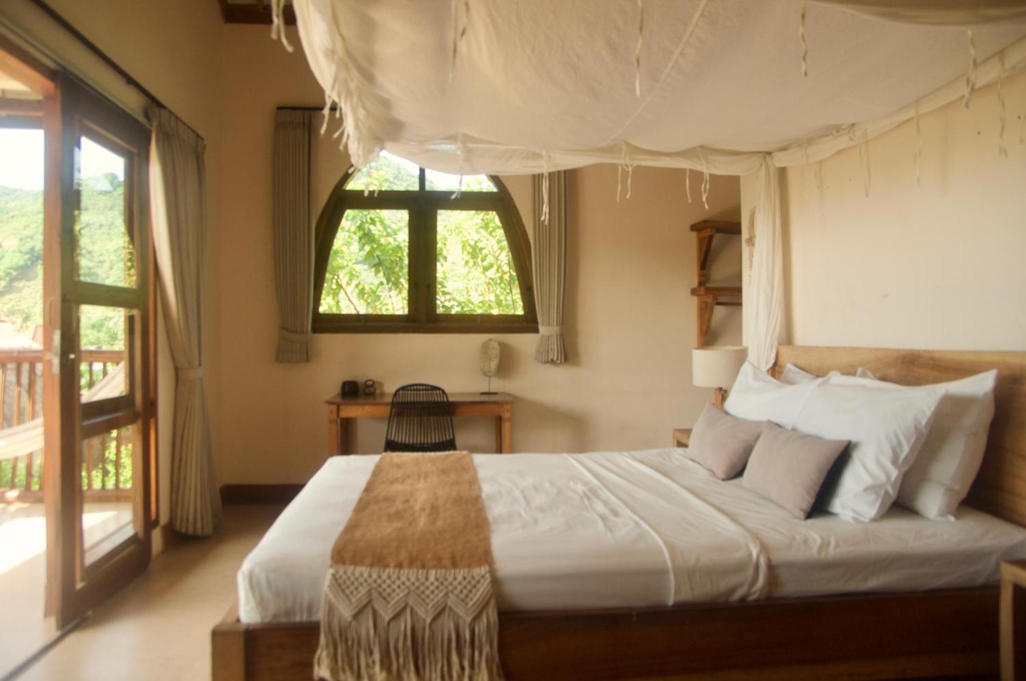 Owa Lodge Areguling Kuta  Rum bild