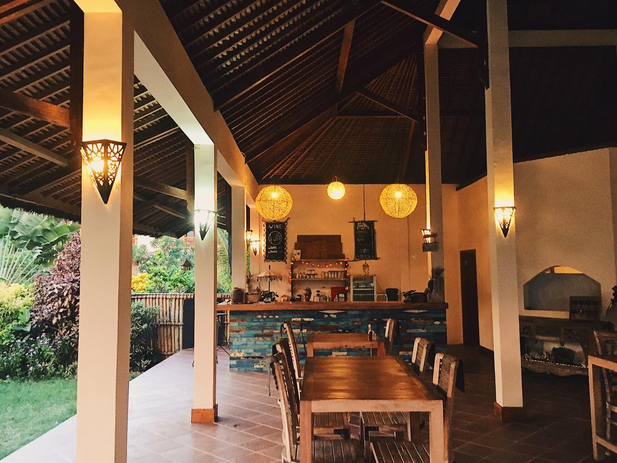 Owa Lodge Areguling Kuta  Exteriör bild